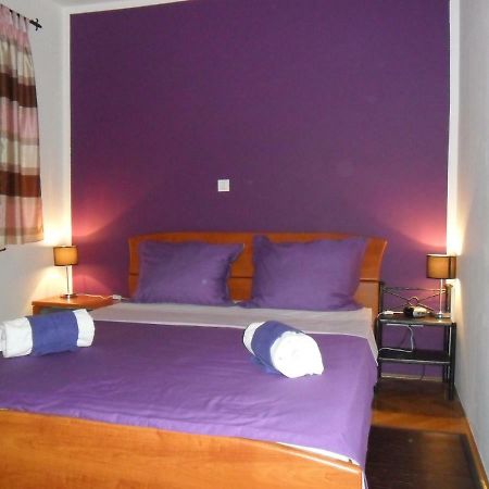 Apartment Ivan Трогир Екстериор снимка